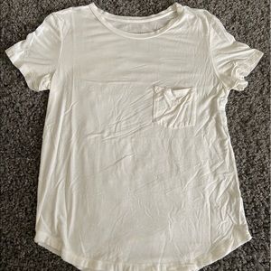 white tee with pocket